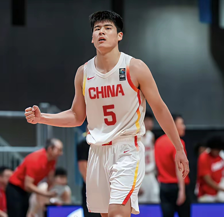 辽宁男篮CBA击败上海久事赵继伟三分制胜的简单介绍