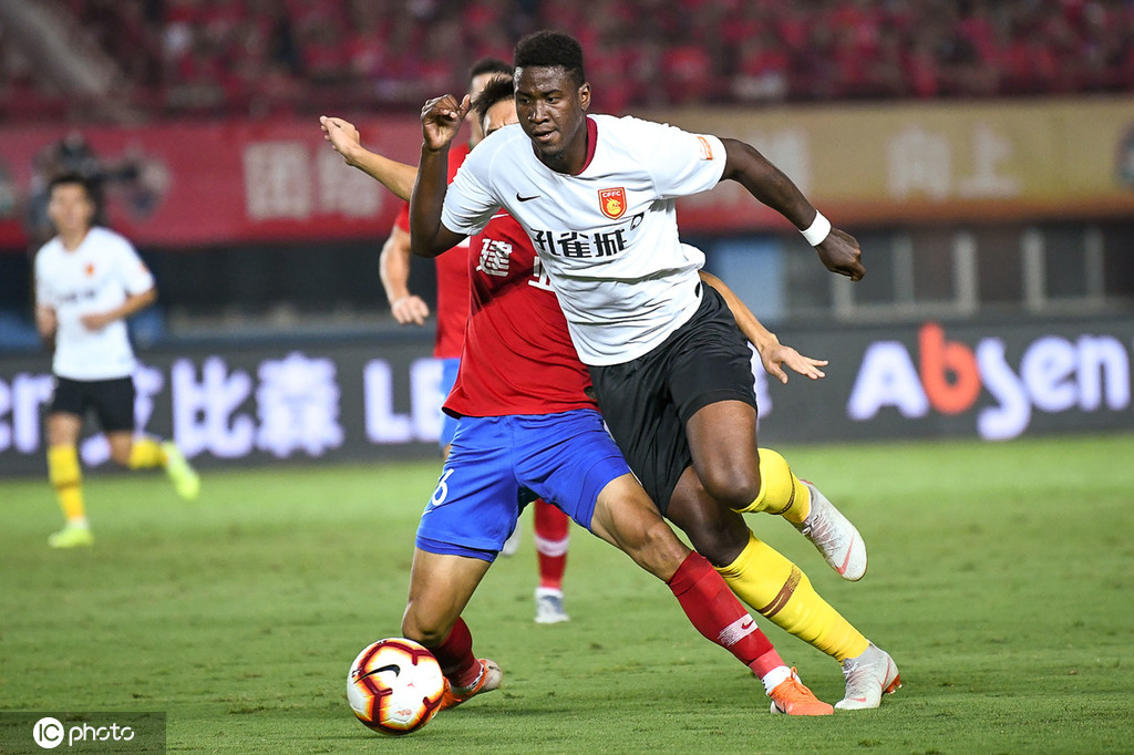 关于客场防线扎实稳固,失误明显减少的信息 关于客场防线扎实稳固,失误明显减少的信息